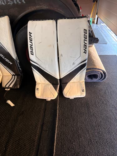 Large Bauer Supreme 2S Pro Goalie Leg Pads (Used)