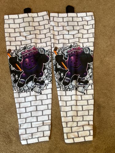 White Senior Large Bauer Socks Pro Stock (New)