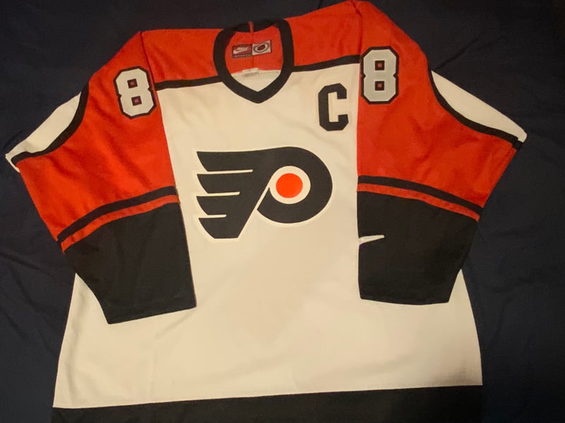 Mint Condition Eric Lindros #88 Nike Philadelphia Flyers Hockey Jersey XL Size 52
