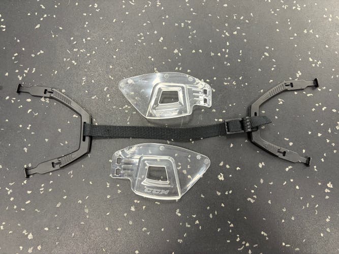 CCM Fitlite Medium/Large Ear Loops and Covers (9611)