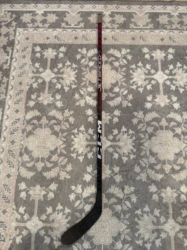 Intermediate CCM JetSpeed FT5 Pro Right Handed Hockey Stick P28 65 Flex (Used)