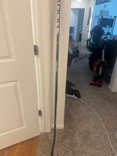 Senior Bauer X Vapor Right Handed Hockey Stick P92 70 Flex Pro Stock (Used)
