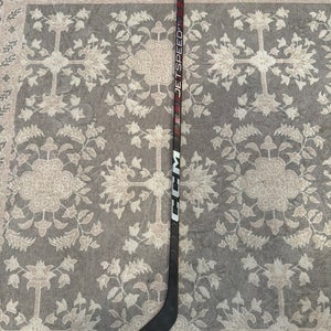 Intermediate CCM JetSpeed FT5 Pro Right Handed Hockey Stick P28 55 Flex (Used)