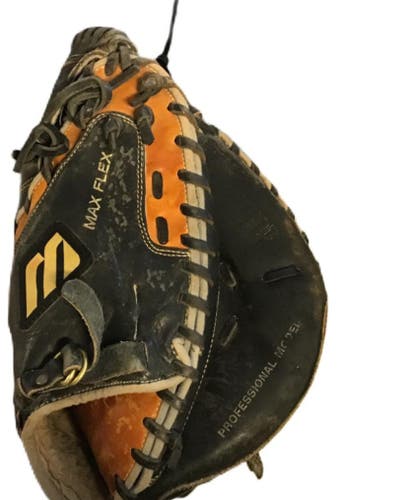 Mizuno RH Catcher's Franchise Baseball Glove 34" (Used)