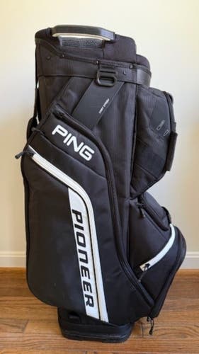 Black/White Men's Ping Pioneer Cart Bag - Excellent Condition!!!!