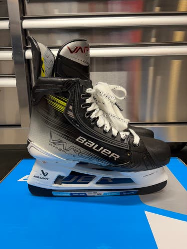 Bauer Vapor Hyperlite2 Hockey Skates NCAA Pro Stock Size 8 FIT 3 272mm (New)