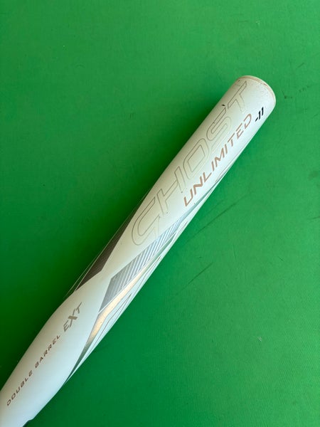 White 2023 Easton Ghost Unlimited Composite Bat (-11) 22 oz 33"