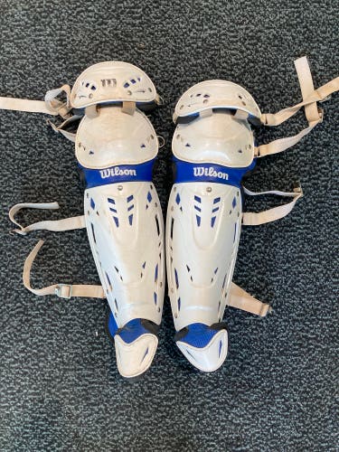 14" Intermediate Wilson WTA4602 Catcher's Leg Guards