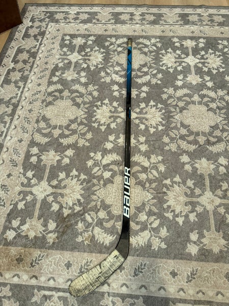 Intermediate Bauer Nexus 3N Pro Right Handed Hockey Stick P28 55 Flex (Used)