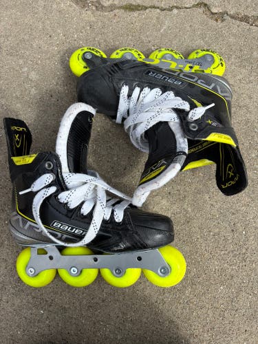 Bauer Vapor Hockey Skates Regular Width Size 3 (Used)