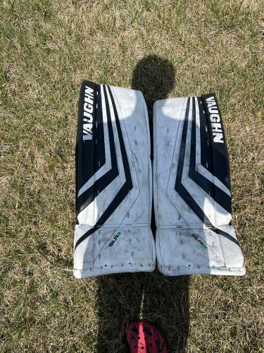 26" Vaughn Ventus SLR2 Pro Goalie Leg Pads (Used)