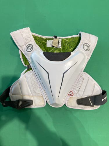 Adult Medium Maverik M5 Lacrosse Shoulder Pads