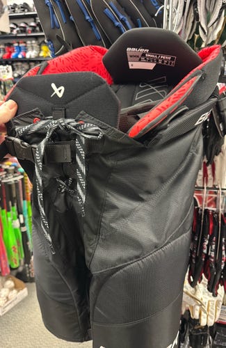 Used Bauer Vapor X-W Women's SM Small Black Senior Ice Hockey Pant Pants