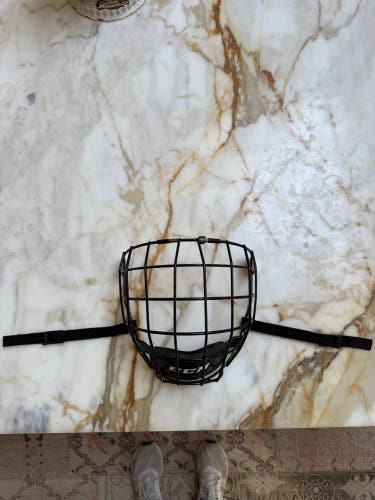 Large CCM FM580 Full Cage (Used)