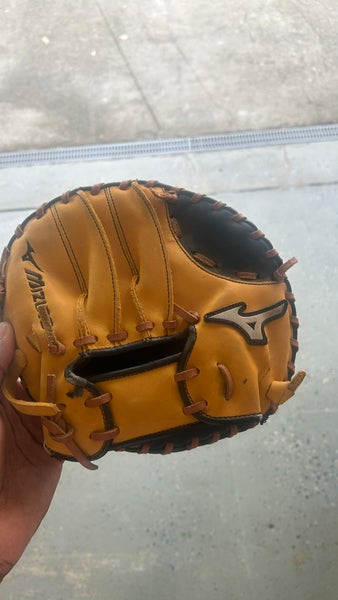 Mizuno GXT3A RH Infield Baseball Glove 11.25" (Used)