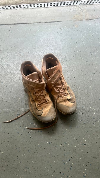 White Men's Size M 12.0 (W 13.0) Adult Nike Nike alpha huarache elite 4 High Top Metal (Used)