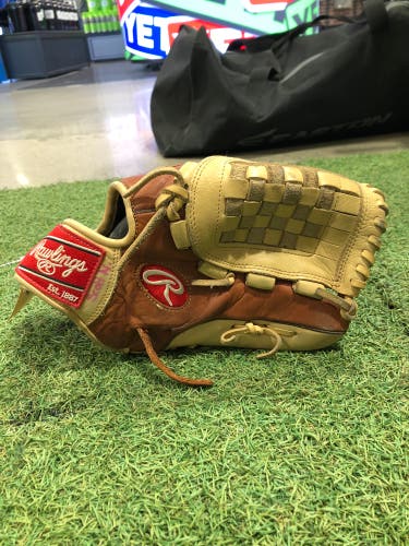 Rawlings Gold Glove Elite RH Pitcher's Baseball Glove 12" (Used)