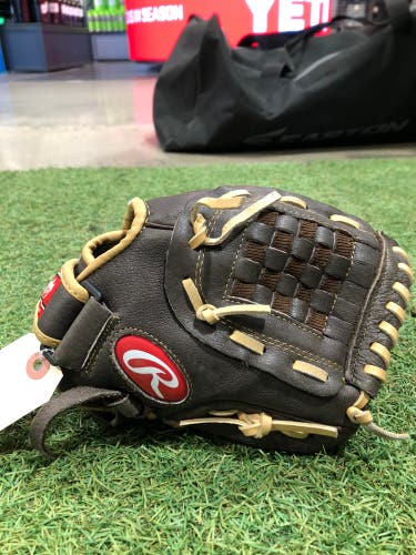 Rawlings Highlight Series RH Pitcher's Baseball Glove 10" (Used)