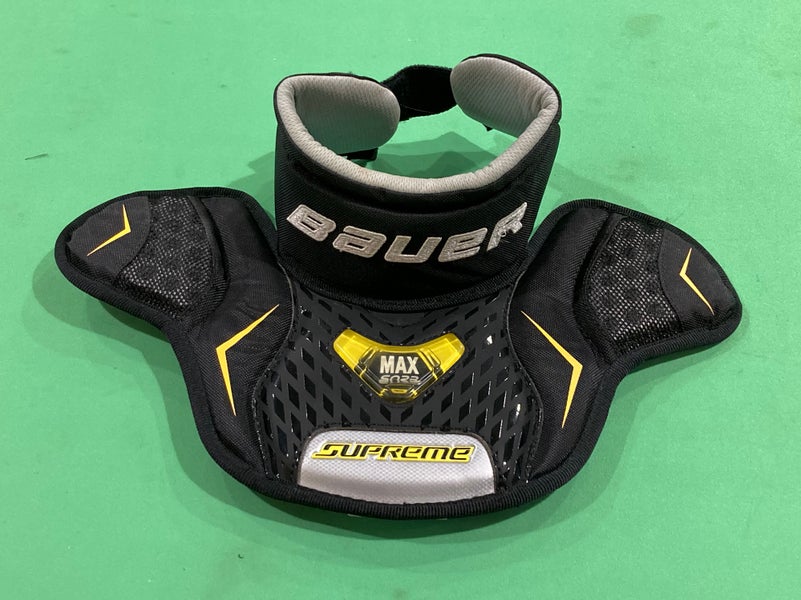 Used Bauer Supreme Goalie Neck Guard SM/MD