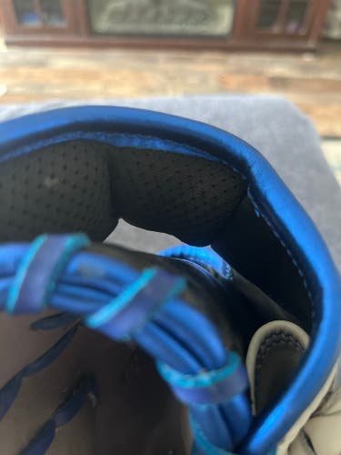 2023 44 Pro RH First Base Softball Glove (New)