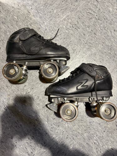 Junior Crazy Skates | Size M5, W6 (Used)