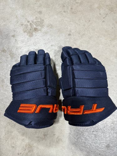 True 4 Roll Classic Gloves 14" Pro Stock (Used)