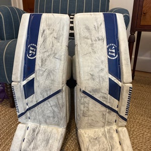 26" Warrior Ritual G5 Goalie Leg Pads (Used)