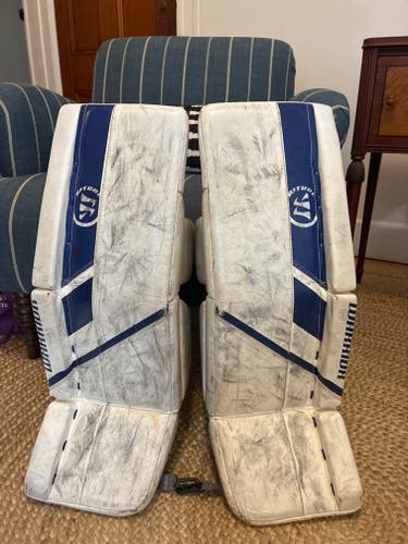 26" Warrior Ritual G5 Goalie Leg Pads (Used)