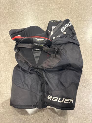 Black Bauer Vapor Hyperlite Hockey Pants (Used) | Senior Medium