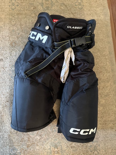 Senior Small CCM Tacks Classic SE 88 Hockey Pants (LIKE NEW)