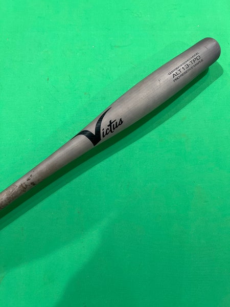2025 Victus Pro Reserve Maple ALT13 | Torpedo Bat 32"