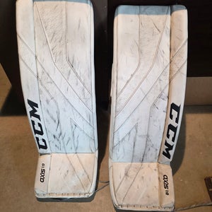 33" CCM Axis 1.9 Goalie Leg Pads (Used)
