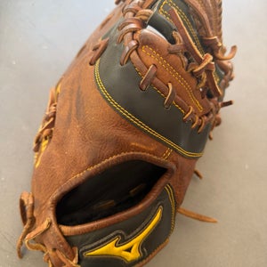 Mizuno Classic Pro Soft RH First Base Baseball Glove 12.5" (Used)