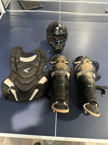 Black Easton Black Magic Youth Catcher's Set (Used)
