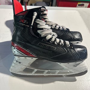 2019 Bauer Vapor X2.5 Hockey Skates Regular Width 7 (Used)