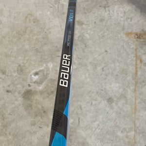 Senior Bauer Volt Right Handed Hockey Stick P92 77 Flex (Used)