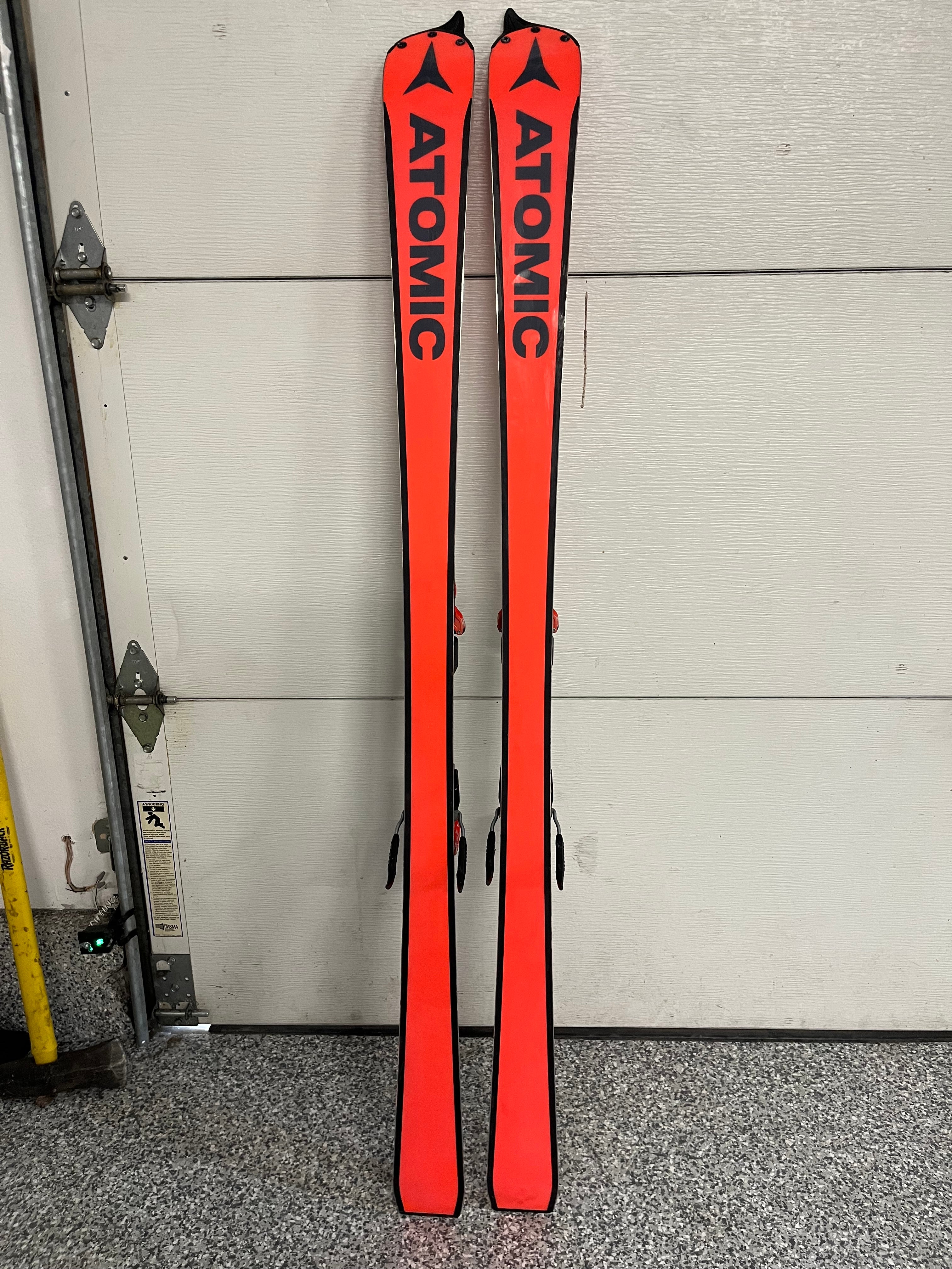 Atomic Redster S9 FIS 157cm with X16 bindings | SidelineSwap | Buy
