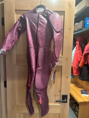 Youth 14-16 2025 Spyder Ski Suit (New, Tags on)