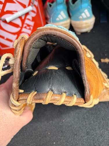 Marucci Cypress Series RH Infield Baseball Glove 11.25" (Used)