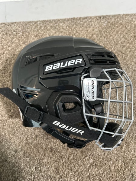 Bauer Prodigy Hockey Helmet Youth Size 6 - 6 5/8