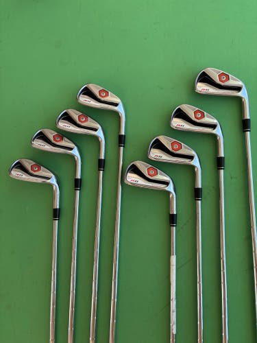 Men's TaylorMade R11 Iron Set RH | 4i - 9i, PW, AW