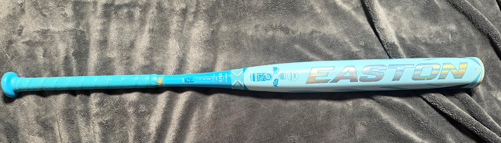 2024 Easton Bat (-10) 23 oz 33"
