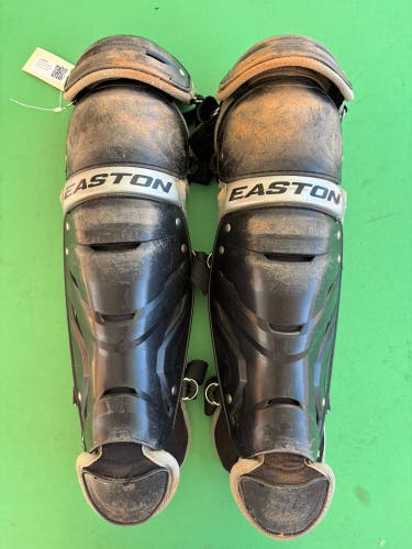 Youth Easton Gametime Catcher's Leg Guard (Ages 9-12)