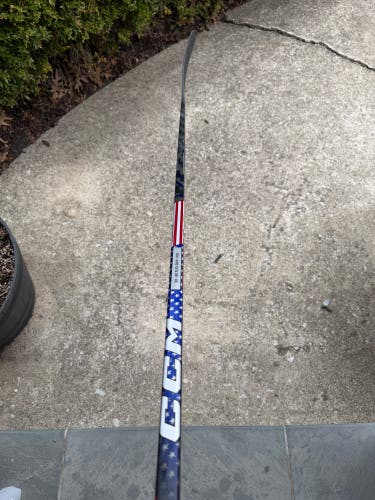 Senior CCM Vizion 2 USA EDITION Left Handed Hockey Stick P29+1/4 80 Flex (New)