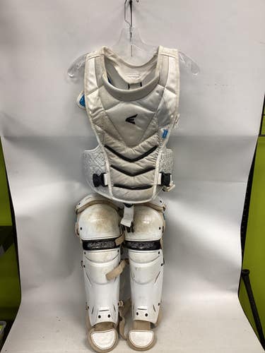 Used Easton THE VERY BEST Catchers Equipment Other White Medium 11851-S000044139