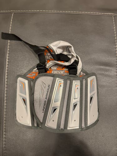 Youth Medium Under Armour Rib Pad (Used)