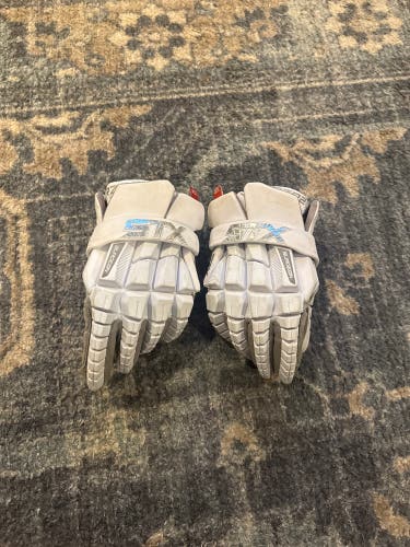 STX Surgeon RZR2 Lacrosse Gloves (Used)