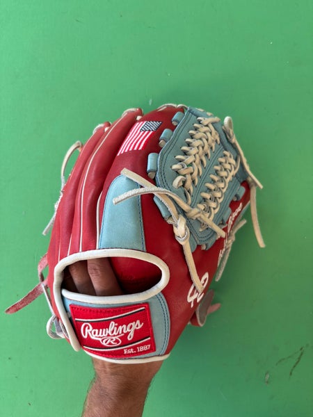 Red Rawlings Heart of the Hide RH Outfield Baseball Glove 12.5"
