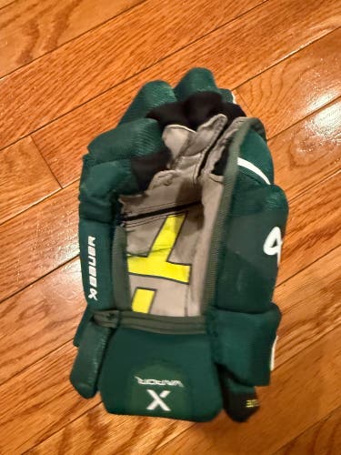 Bauer Vapor Hyperlite Gloves 11" (Used)