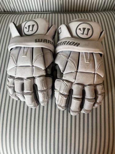 Warrior EVO QX Lacrosse Gloves (Used)